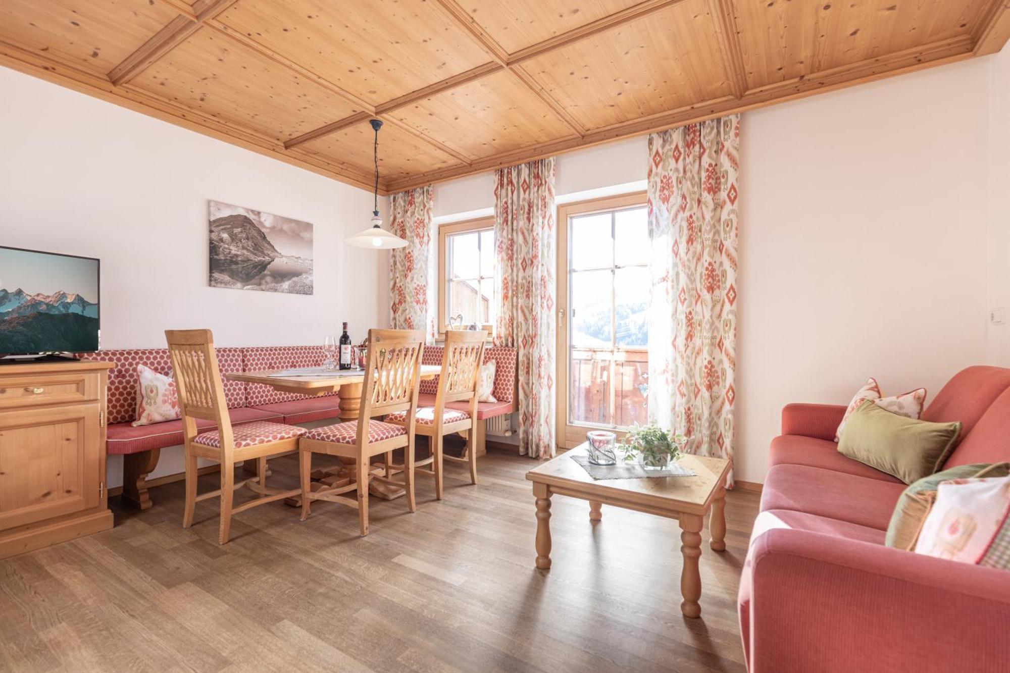אלפבאך Wellnessappartements Margit מראה חיצוני תמונה